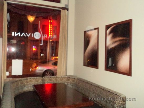 Bar Divani - Grand Rapids, MI