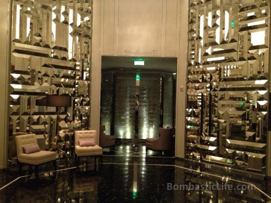 Entry of St. Regis Bal Harbour in Miami