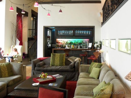 Lounge at Auberge Saint-Antoine Hotel – Quebec City