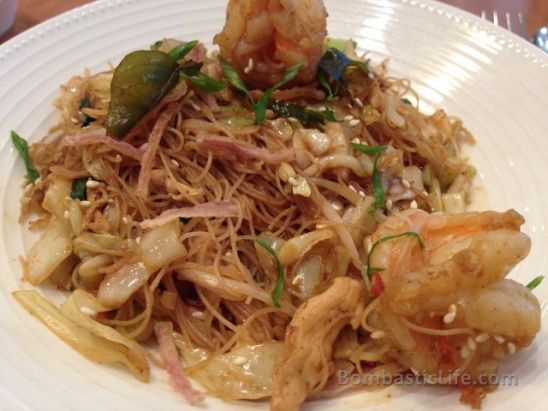 Singapore Noodles with Chicken and Prawns at The Noodle House at Olympia Mall in Salmiya