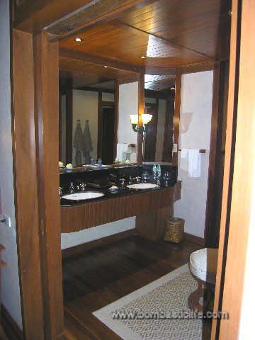 Bathroom of Rice Terrace View King Pavilion at  the Four Seasons Chiang Mai - Chiang Mai, Thailand