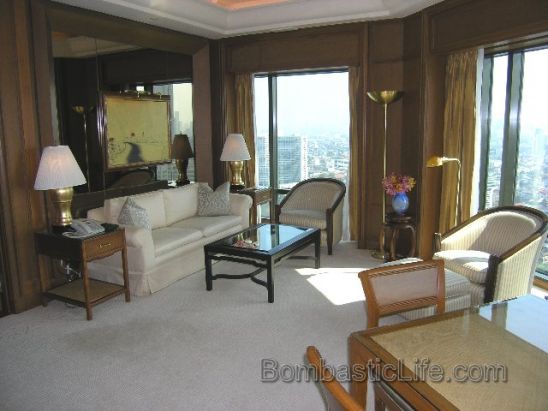 Living Room - The Peninsula Hotel - Bangkok, Thailand