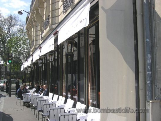 Cafe' Esplanade - Paris, France 

A great place for breakfast or lunch in Paris, France