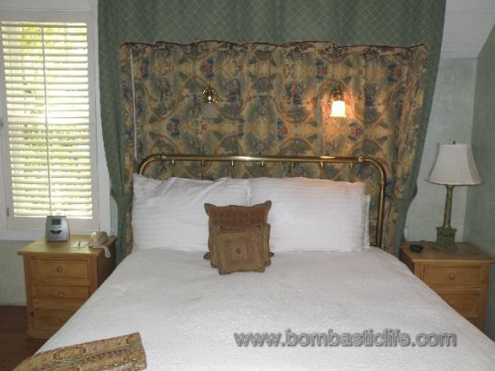 Bedroom of Pendle Cottage - Simpson House Inn - Santa Barbara, California