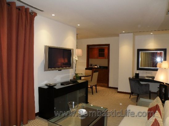 Living Room of Deluxe Sea View Suite at the Grosvenor House Dubai – Dubai, UAE