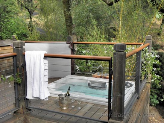 Jacuzzi of our Oak Creek Spa Lodge at Calistoga Ranch in Napa Valley. 