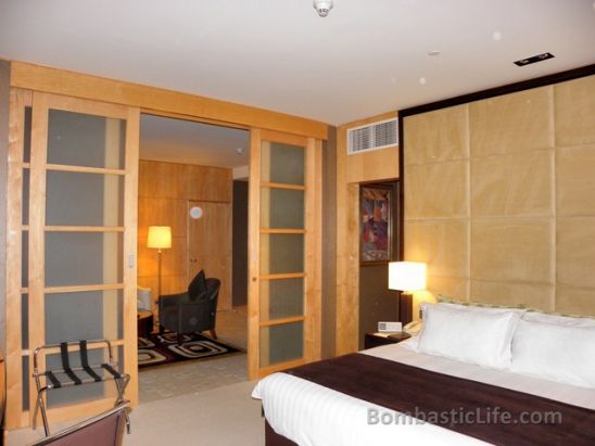 Bedroom of a One Bedroom Suite at Shangri-La Hotel in Dubai.