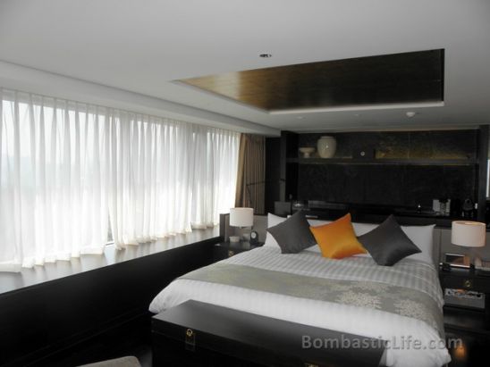 Bedroom of Premier Suite at The Banyan Tree Hotel in Seoul, Korea.