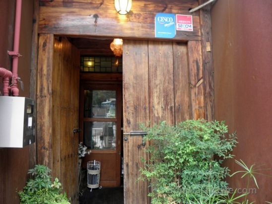Side entrance of dal 1887 Italian Restaurant - Seoul, Korea
