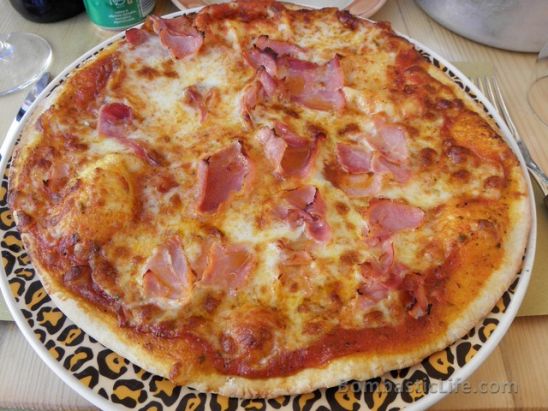 Bombastic Pizza at Za Za's in Florence. 