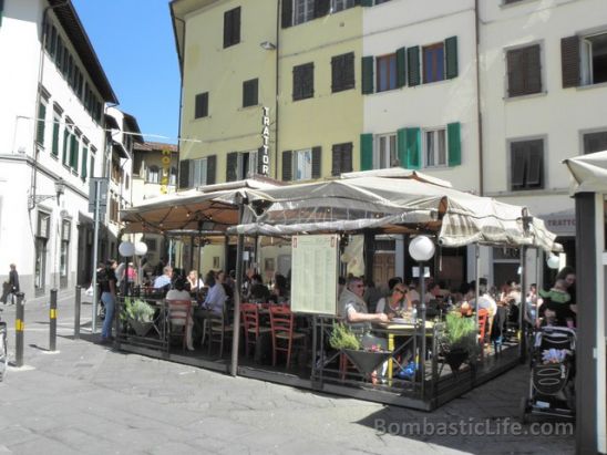 Outdoor seating at Trattoria Za Za in Florence.