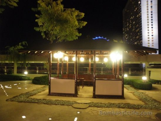 Outside dining at Keyaki Japanese Restaurant in Singapore.