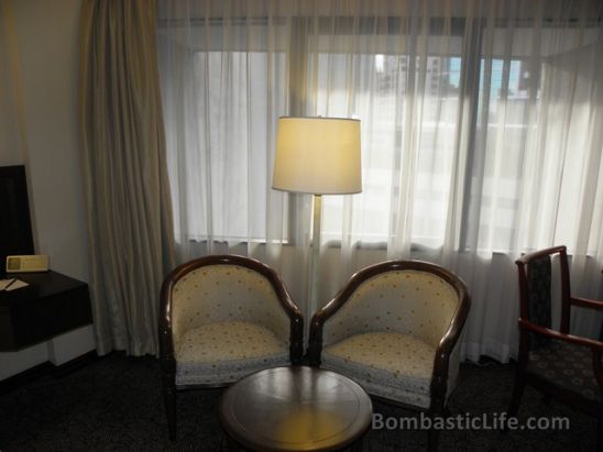 Bedroom of the Minila Suite at the Mandarin Oriental  Manila