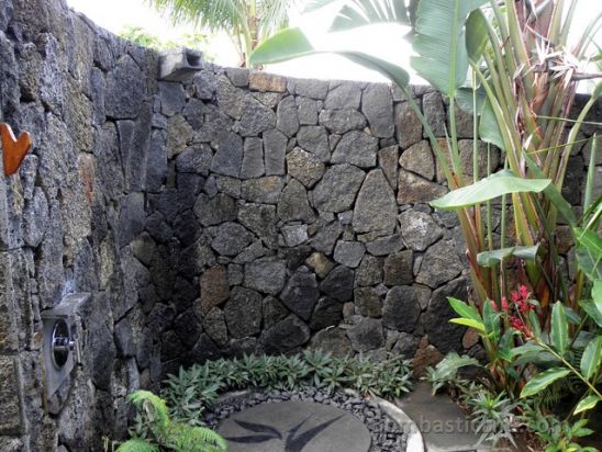Garden shower of our Beach Villa at the Four Seasons Resort Mauritius.