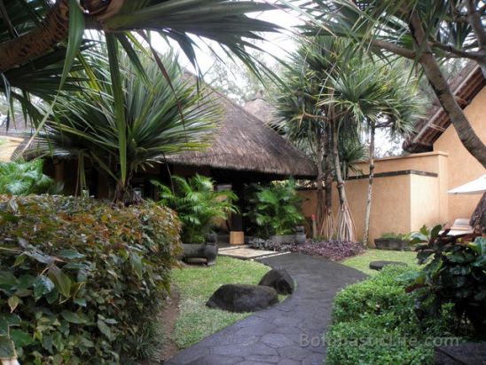 Entrance to our Royal Villa at The Oberoi Mauritius.