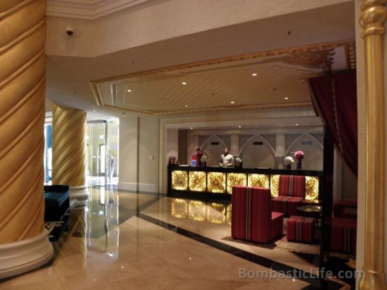 Concierge Desk of Jumeirah Zabeel Saray in Dubai.