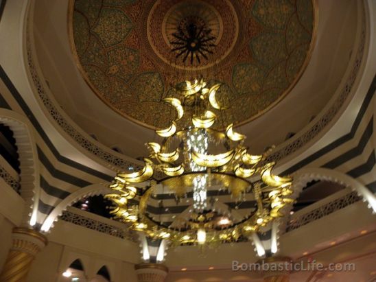 Large Chandelier hanging in the Lobby of Jumeirah Zabeel Saray in Dubai.