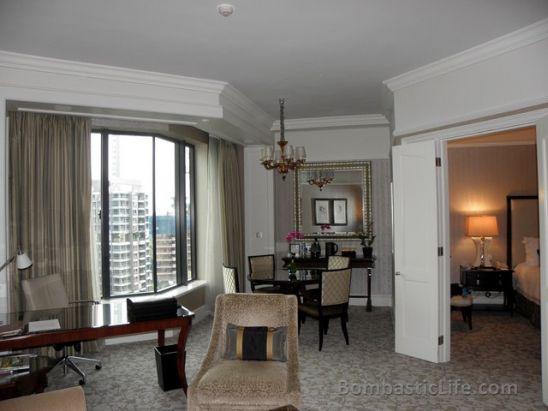 Living Room of our Executive Suite at the Four Seasons Hotel in Singapore